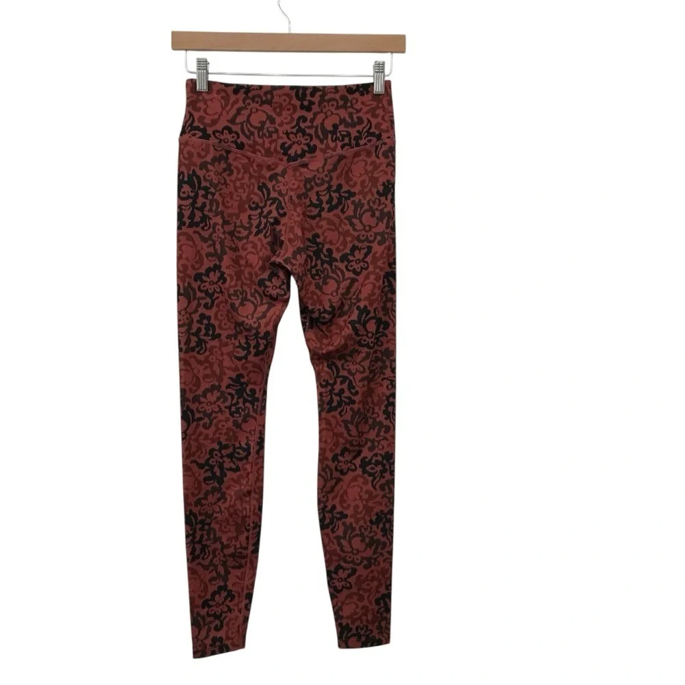 Nike Fast Women’s Dry-Fit Running Leggings 7/8 Mid Rise Size Small Maroon Black